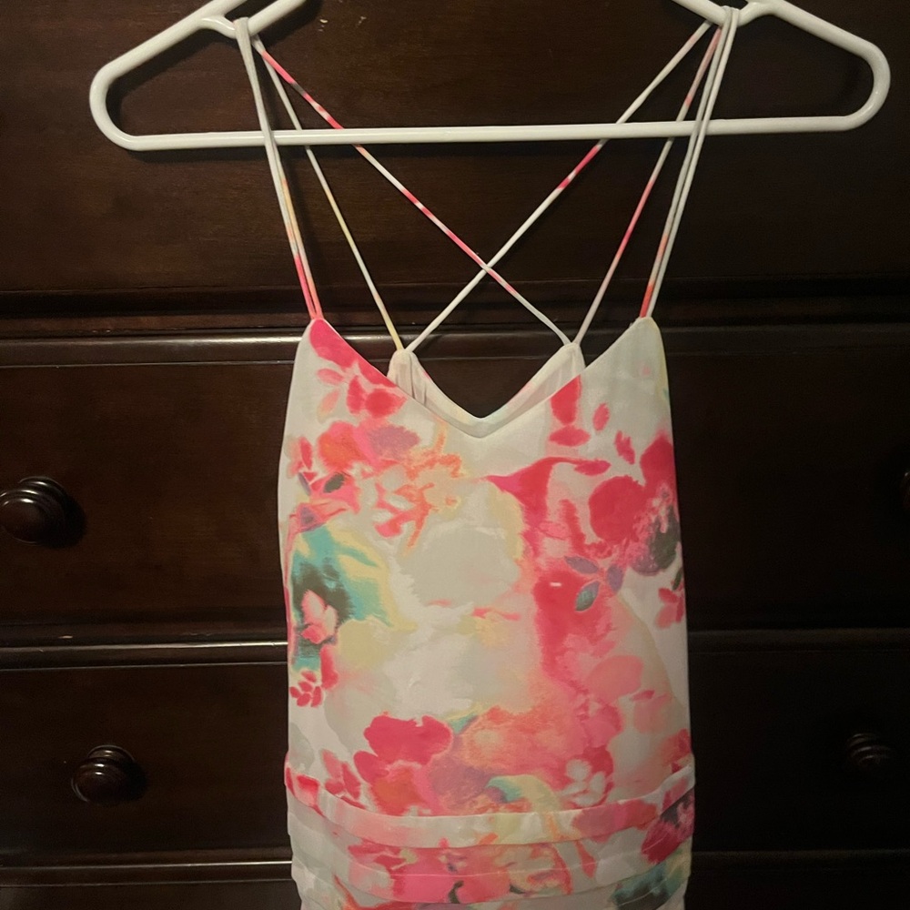 Candie’s floral tank top size small